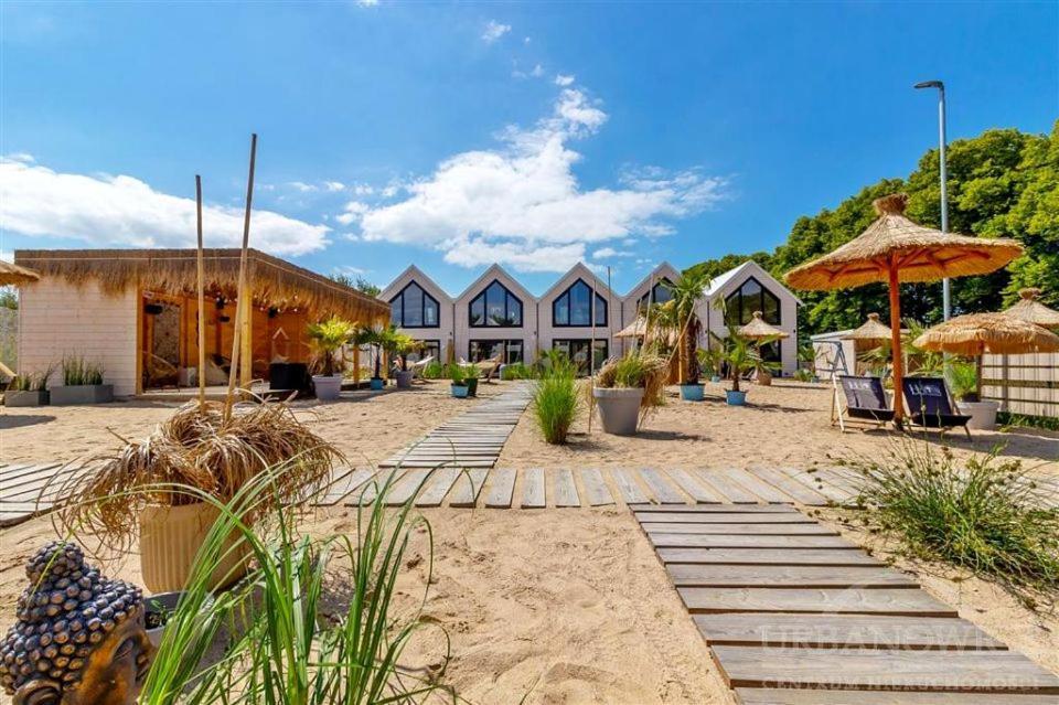 Lulu Holiday Resort Domki Z Podgrzewanym Basenem 梅尔诺 外观 照片
